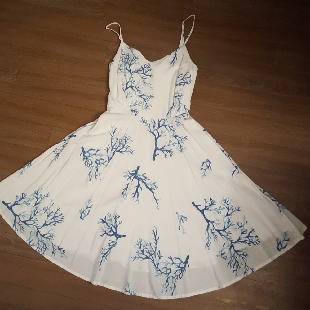 Short summer dress